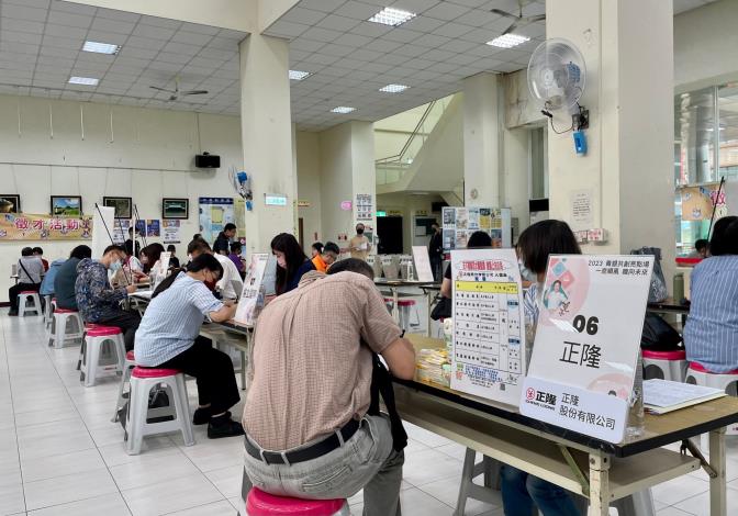 「一鹿順風 職向未來」青銀共創亮點場徵才活動,媒合率達80%！