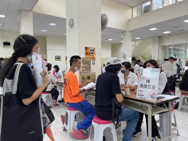 徵才活動求職情形