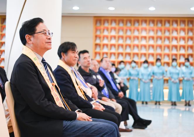 市長出席淨耀法師《佛緣墨緣.福壽圓滿》書畫聯展開幕茶會