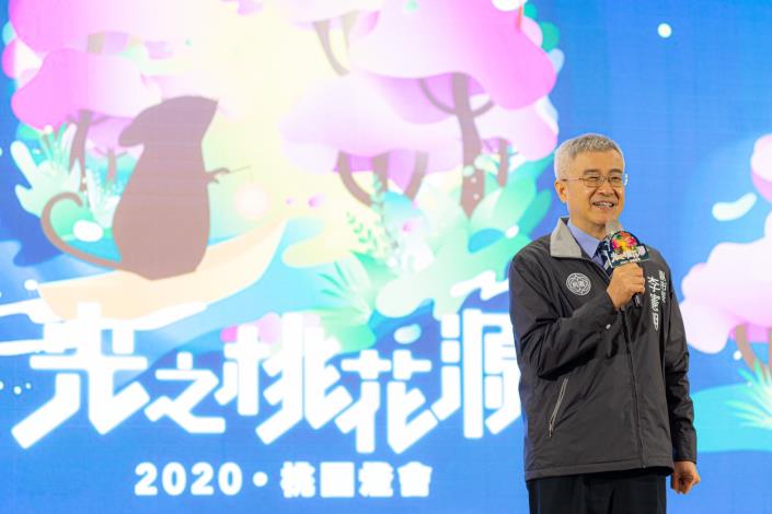 李副市長邀請市民朋友共同欣賞燈會之美，收藏小提燈