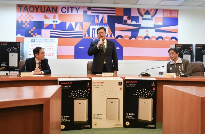 市長致詞，感謝台灣夏普公司的公益捐贈