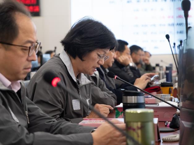 社會局長鄭貴華說明防疫措施