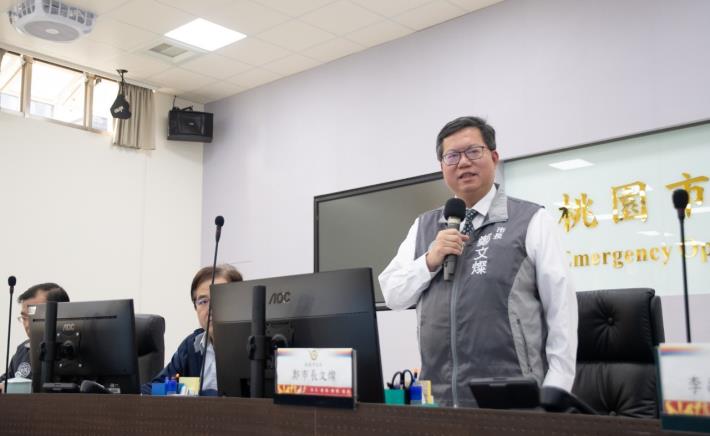 鄭市長致詞表示，清明節掃墓應管制人數，降低群聚感染風險
