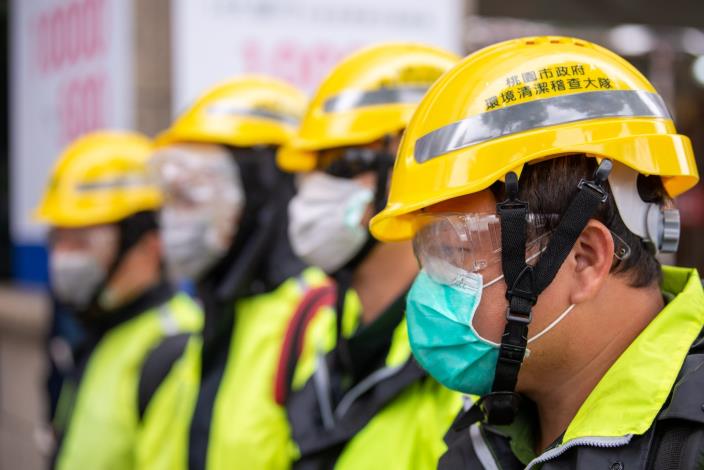 桃園防疫消毒大隊辛苦守護市容及環境