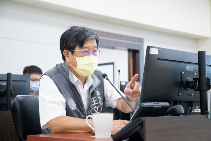 衛生局長王文彥報告桃園居家檢疫及隔離人數統計