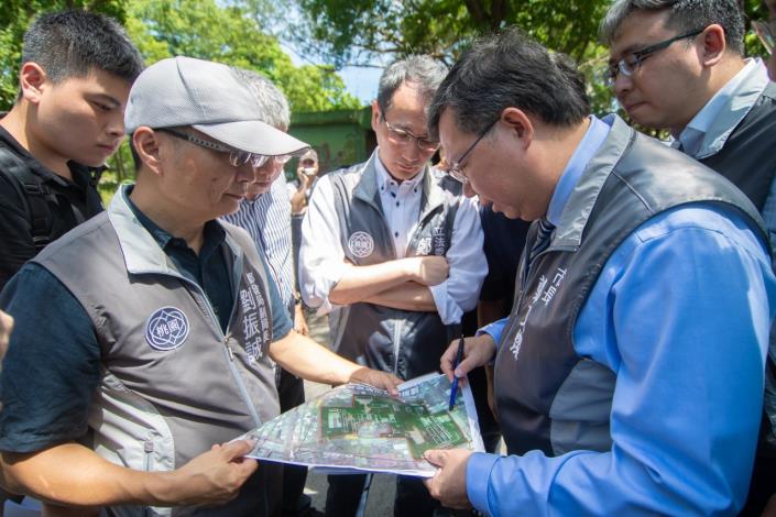市長出席「紙風車劇團廠房地點會勘」活動