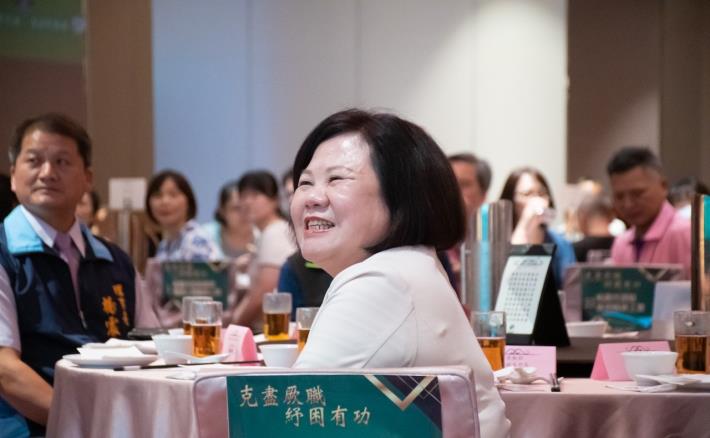 勞動部長許銘春出席頒獎典禮