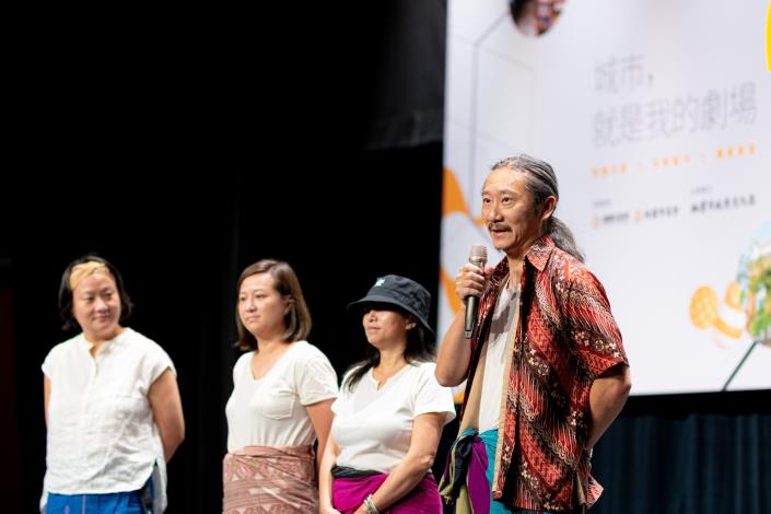 慢島劇團致詞