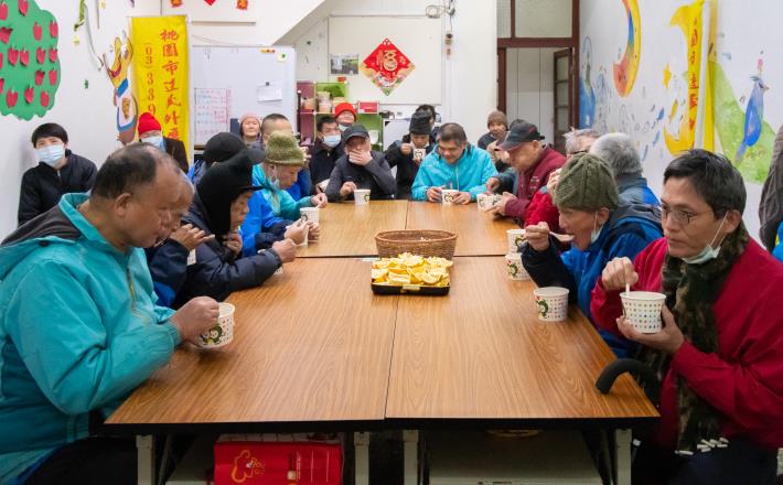 市府持續加強對街友關懷訪視