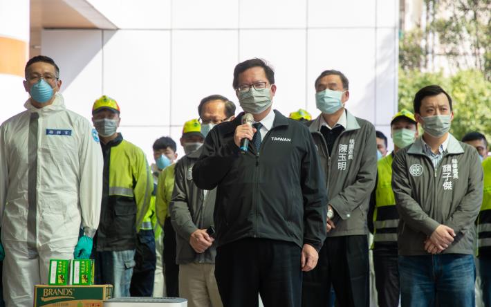 市長致詞，感謝部桃醫護同仁和消毒人員共同防疫