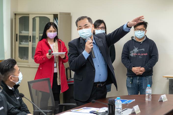 新竹縣副縣長陳見賢致詞