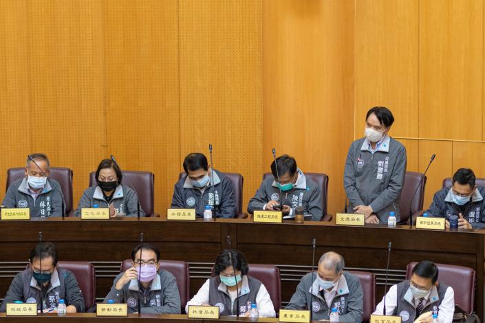 交通局長劉慶豐針對議員質詢問題提出回應