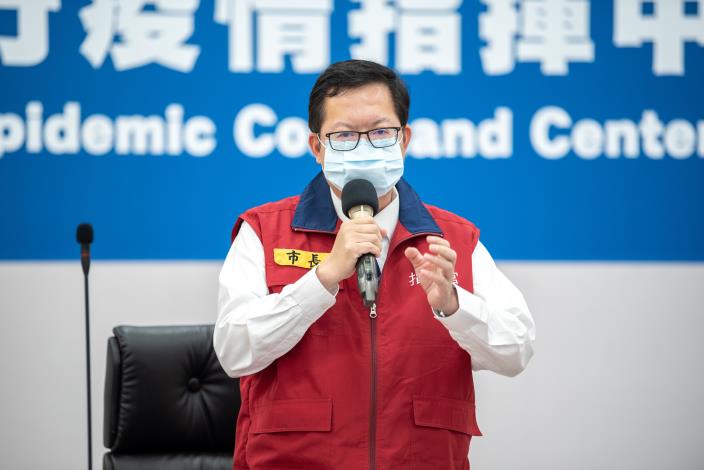 鄭市長提到，桃市306所中小學開學前完成防疫整備與校園消毒，確保校園環境安全