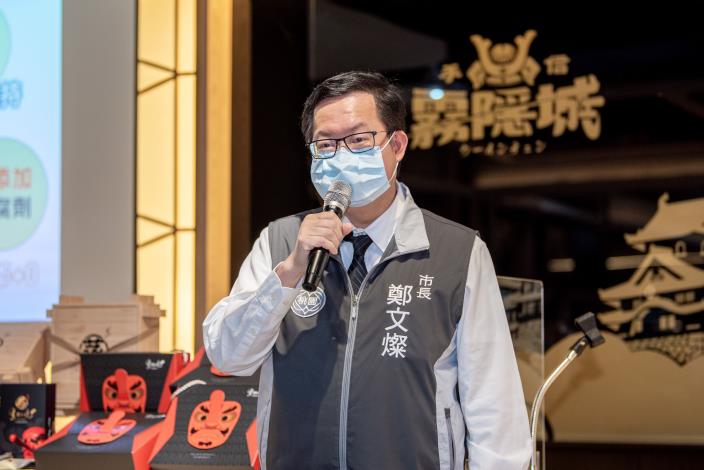 鄭市長表示，服務業是疫情海嘯第一排，市府將對準焦點推動振興政策