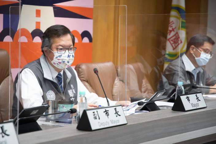 鄭市長提到，第七期疫苗接種預約9月3日、4日增開23歲至28歲民眾預約，老人文康中心9月6日起開放
