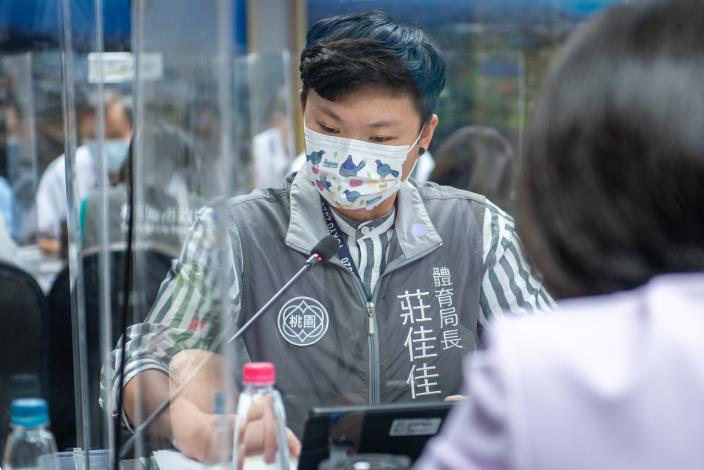 體育局長說明「2021桃園半程馬拉松 石門水庫楓半馬」原預定於12月4日舉辦，因考量疫情發展的不確定性，今年度決定取消辦理