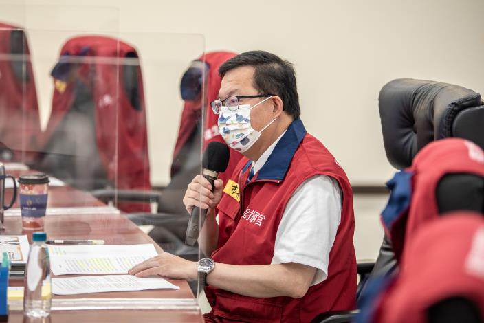 鄭市長致詞提到，五倍券今日開放領用，桃市府推紙本、數位加碼方案，來桃園消費享多元優惠