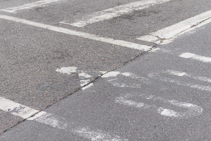道路標線模糊