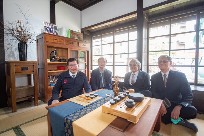 市長與貴賓合影