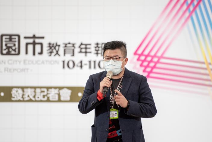 羅浮高中校長邱嘉增致詞