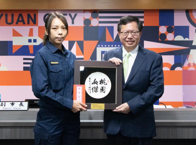 刑事警察大隊偵查佐梁瑗玲運用科技辦案的方式，完成多項專案任務，打擊犯罪頗獲成效