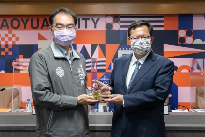 勞動局獲得勞動部「110年度地方政府勞動行政業務考核第一組第一名」