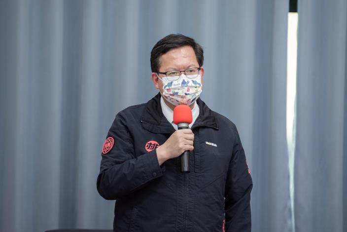 市長致詞表示，東培工業自106年起參與「桃園市青年安薪就業讚」計畫，提供大量工作職缺僱用未滿30歲高中職以上畢業並設籍桃園市的待業青年，至今共進用125位青年