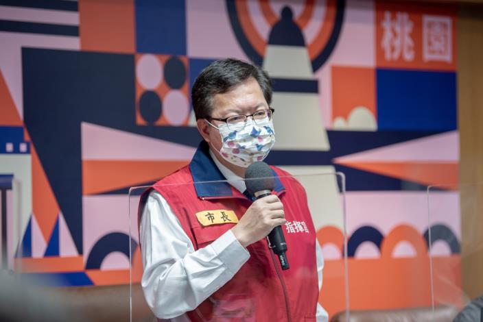 市長表示，桃市府針對長照機構提供抗病毒藥物和快篩試劑，爭取黃金治療時間