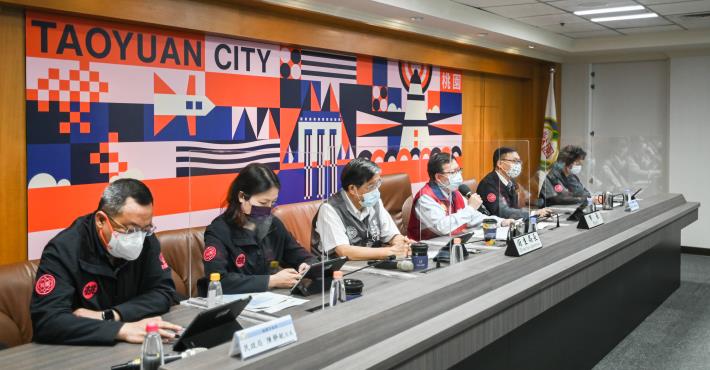 鄭市長主持防疫專案會議