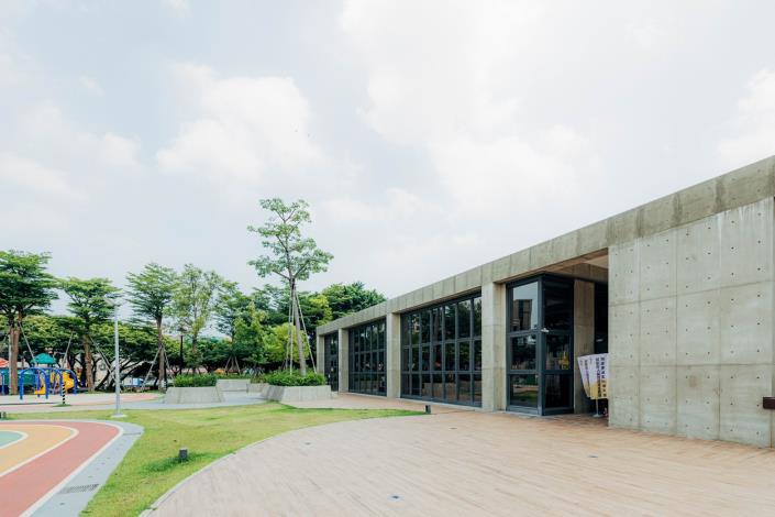 桃園市少年培力發展中心位於中壢文化兒童駕駛訓練公園旁，6月23日起正式開幕