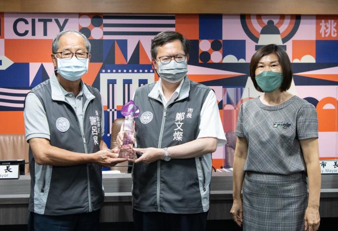 消防局獲頒「性別平等創新獎-局處組」、「性別平等故事獎-局處組」