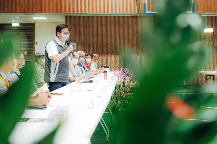 鄭市長表示，知識學科之間是共通的，以「美」來看科學，有更多有趣的啟發
