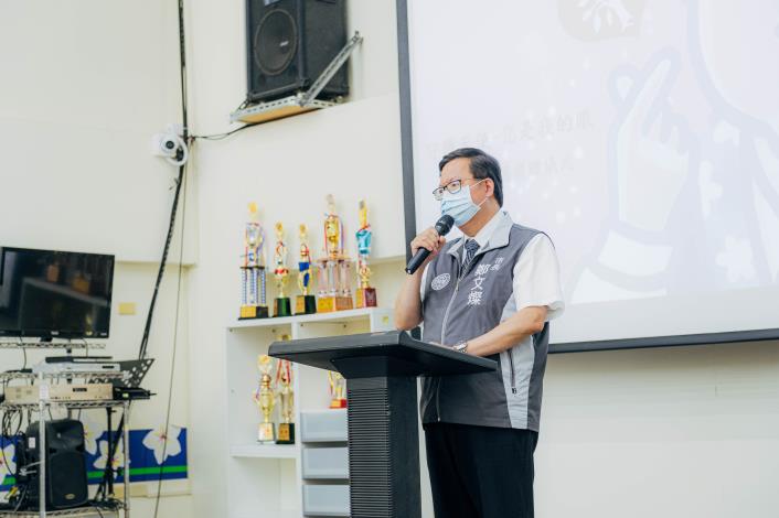 鄭市長感謝台灣林登山社會福利基金會長期的仁風善舉，讓各社會福利及身障機構感受到溫暖