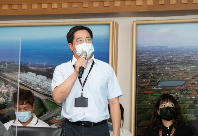 體育局同仁針對「桃園市微型運動中心推展現況」進行專題報告