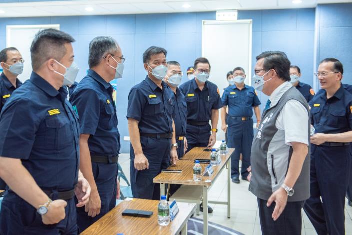 鄭市長期勉各分局持續積極向上追溯，從源頭打擊犯罪