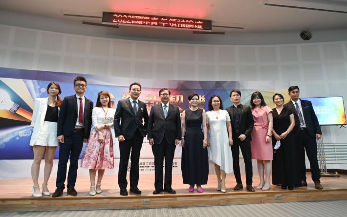 市長、與會人員合影