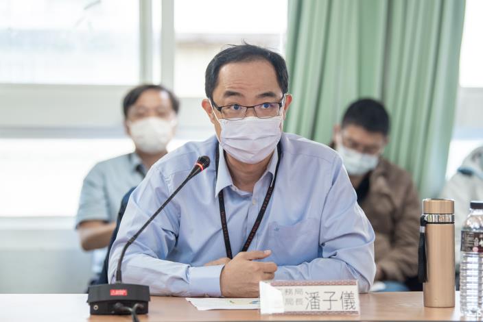 工務局潘副局長報告道路搶修進度