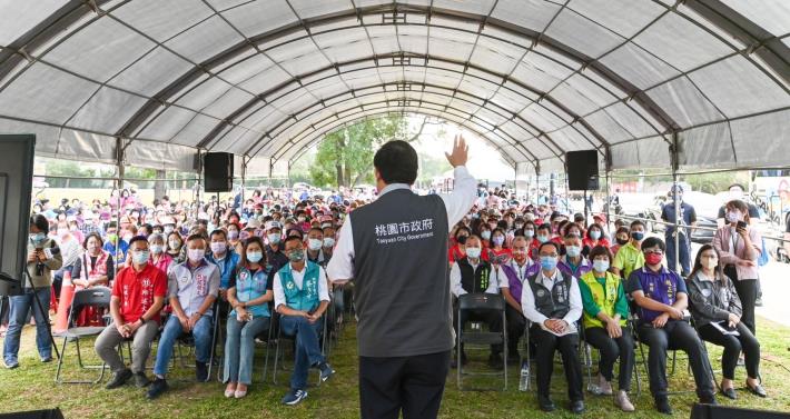 鄭市長向鄉親報告霄裡地區的未來願景