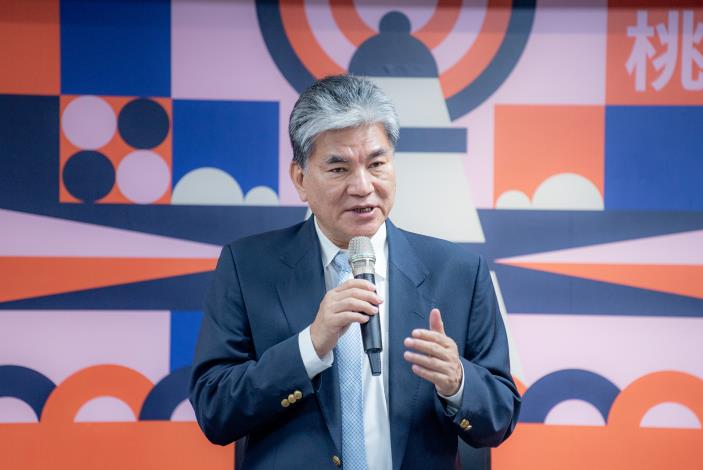 桃園市政府公共工程體檢委員會總顧問李鴻源致詞表示，希望協助公務同仁完善公共工程、撙節公帑，讓市民朋友擁有最好、最安全的公共空間