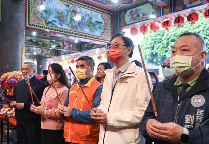 張市長參香祈福，祈求福德正神護佑桃園市民闔家安康