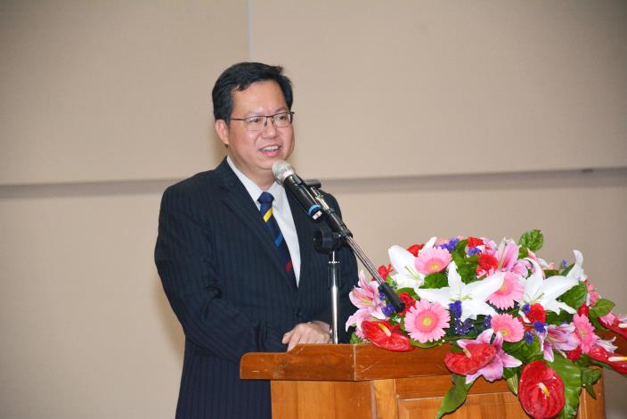 南崁高中獎學金捐贈儀式 鄭市長：發展市立高中特色及亮點