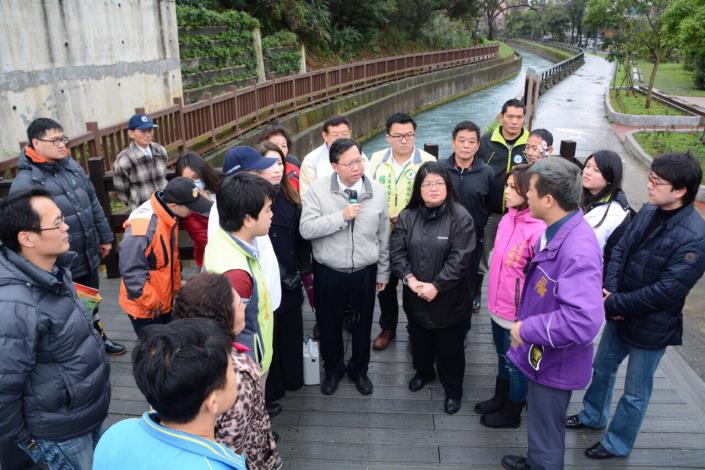 老街溪平鎮段整治會勘 鄭市長：依序建設老街溪水岸，提供民眾休閒的親水綠帶設施