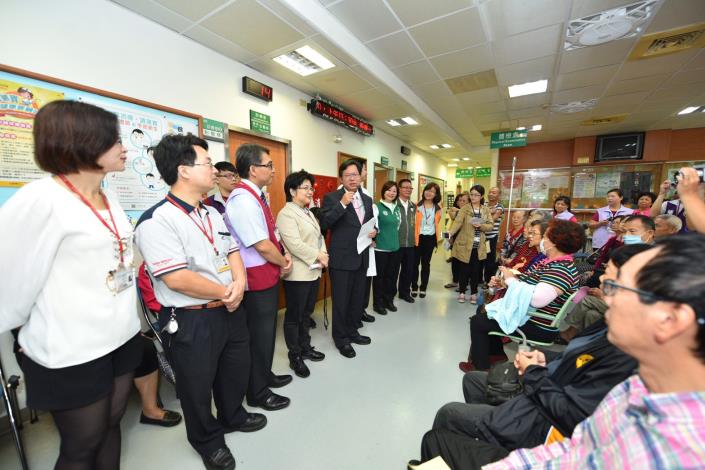 關懷長者接種疫苗情形  鄭市長：長者及幼兒免費接種流感疫苗，守護市民健康