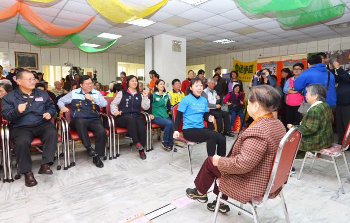 蘆竹區「悅齡老童園」日間托老服務中心揭牌 鄭市長：持續提供長者照顧服務，打造桃園成為樂活社會