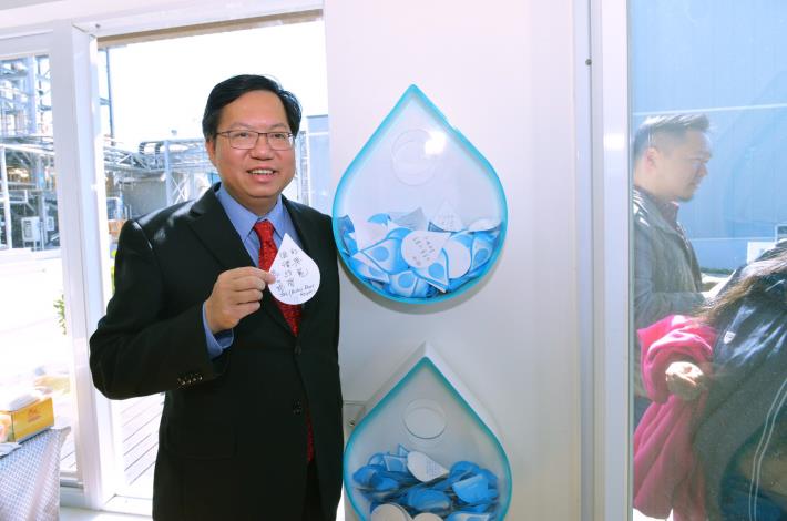參訪友達公司廢水全回收系統 鄭市長：善盡企業社會責任，成為「綠色行動」標竿