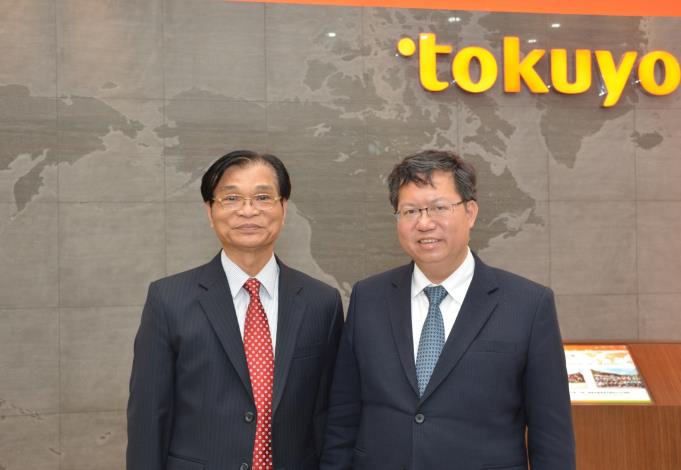 參訪督洋生技股份有限公司 鄭市長：感謝督洋生技捐贈按摩椅，提供社區照顧關懷據點使用