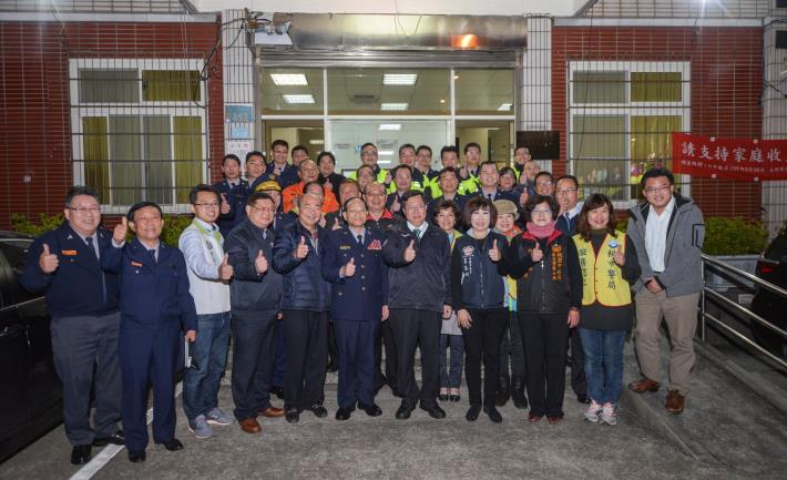 桃園市107年加強重要節日（春節期間）安全維護工作擴大慰勞 鄭市長：感謝警察及協勤同仁的投入，維護春節期間治安與交通