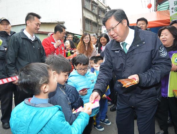 大年初六蘆竹福隆巖、八德廣行宮、桃園清水巖參香 鄭市長祈求桃園建設大進步