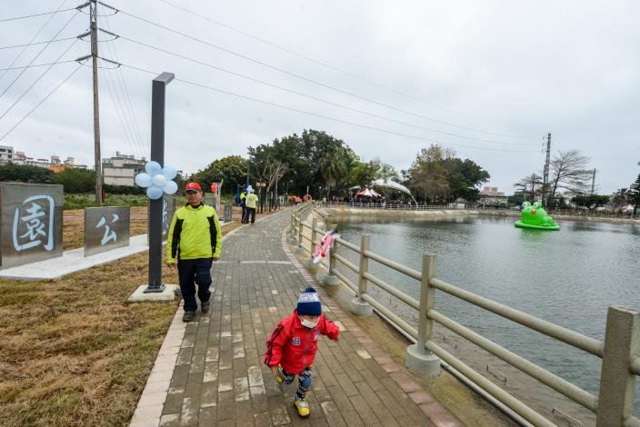 社子埤塘生態公園啟用 鄭市長：提供休閒、景觀、活動舉辦空間