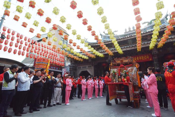 桃園龍德宮戊戌巡祈安遶境-鹿港天后宮起馬活動 鄭市長：8天7夜行腳，充滿歡喜與感動